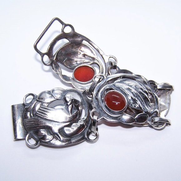 Danecraft Felch & Co Sterling Silver and Carnelian Link Bracelet - Doves - Picture 6 of 9